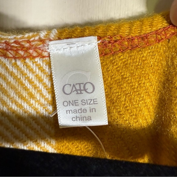 NWT Cato Plaid Open Front Fringe Shawl Wrap One Size - Picture 3 of 4